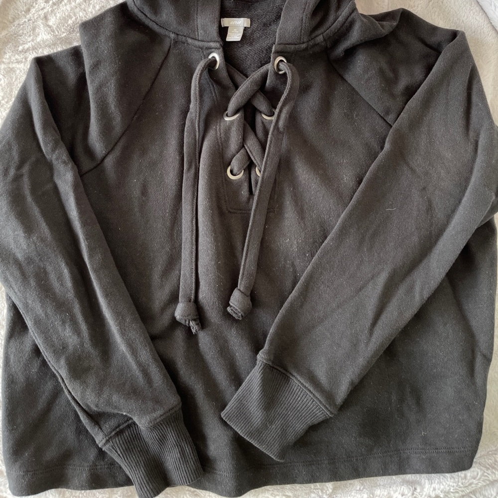 Cropped Tie Hoodie